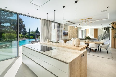 Huvila myytävänä Marbella, Malaga, Espanja, 5 makuuhuonetta, 710 m2 No. 158905 - kuva 7
