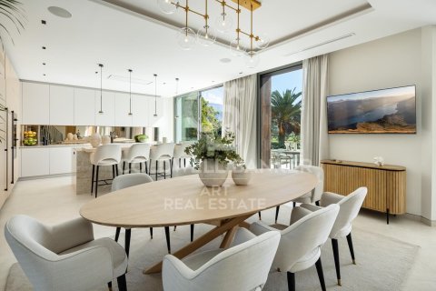 Huvila myytävänä Marbella, Malaga, Espanja, 5 makuuhuonetta, 710 m2 No. 158905 - kuva 5