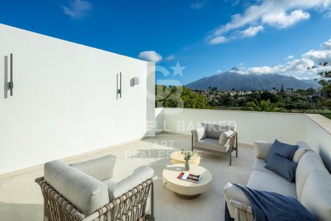 Huvila myytävänä Marbella, Malaga, Espanja, 5 makuuhuonetta, 710 m2 No. 158905 - kuva 15