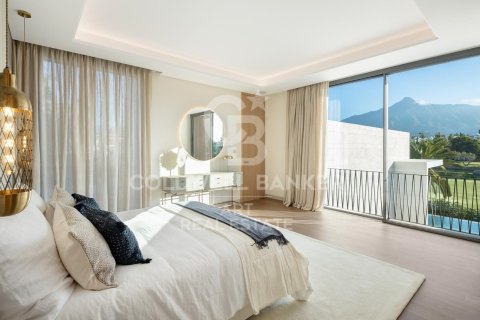 Huvila myytävänä Marbella, Malaga, Espanja, 5 makuuhuonetta, 710 m2 No. 158905 - kuva 12