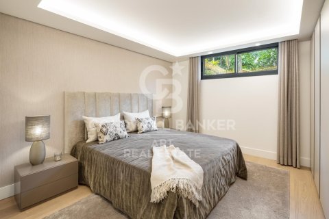 Villa en venta en Marbella, Málaga, España 5 dormitorios, 648 m2 No. 158900 - foto 11