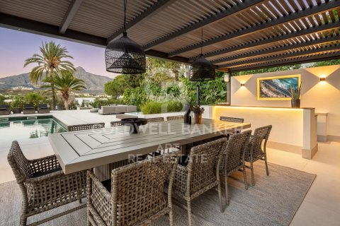 Villa en venta en Marbella, Málaga, España 5 dormitorios, 648 m2 No. 158900 - foto 23