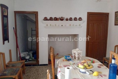 House for sale in Oria, Almeria, Spain 6 bedrooms, 260 sq.m. No. 183982 - photo 5