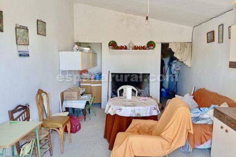 House for sale in Oria, Almeria, Spain 6 bedrooms, 260 sq.m. No. 183982 - photo 6