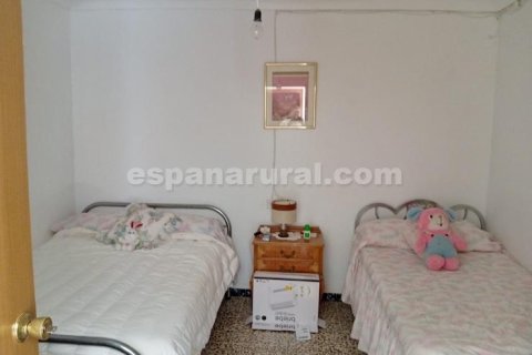 House for sale in Oria, Almeria, Spain 6 bedrooms, 260 sq.m. No. 183982 - photo 9