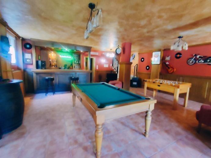 Villa i Torrevieja, Alicante, Spanien 6 sovrum, 400 kvm. Nr. 113139