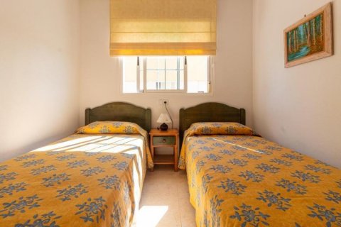 Apartment for sale Pilar de la Horadada, Alicante, Spain 3 bedrooms, 103 sq.m. No. 113143 - photo 15