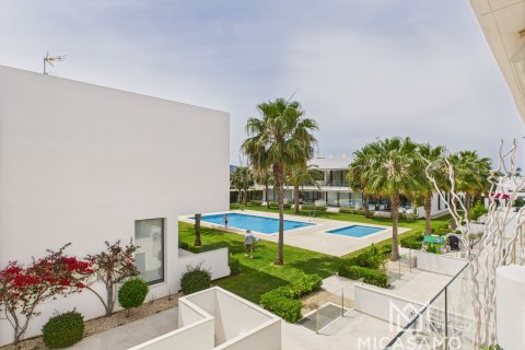 Lägenhet till salu i Mar De Cristal, Murcia, Spanien 3 sovrum, 90 kvm. Nr. 146496 - foto 2