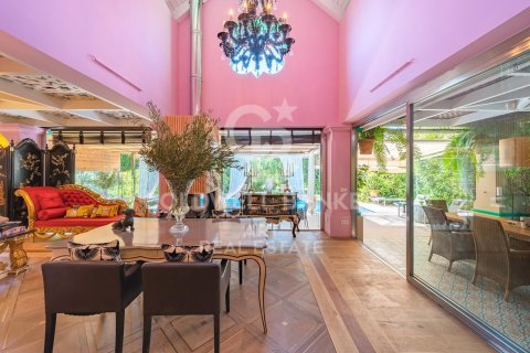 Villa for sale in Marbella, Malaga, Spain 5 bedrooms, 600 sq.m. No. 157921 - photo 4