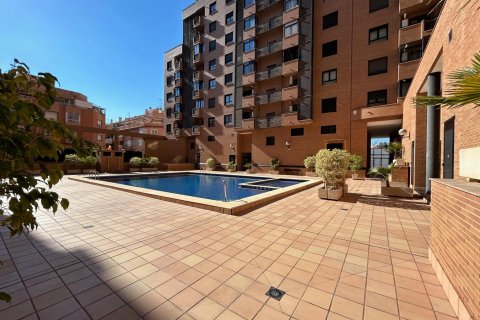 Huoneisto myytävänä Alicante, Espanja, 1 makuuhuone, 74 m2 No. 190989 - kuva 13