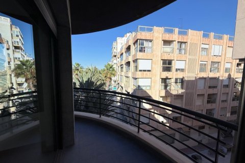 Wohnung zum Verkauf Torrevieja, Alicante, Spanien 3 Schlafzimmer, 137 m2 Nr. 137669 - Foto 10
