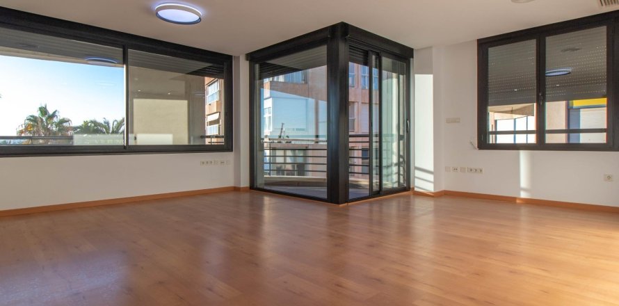Wohnung Torrevieja, Alicante, Spanien 3 Schlafzimmer, 137 m2 Nr. 137669