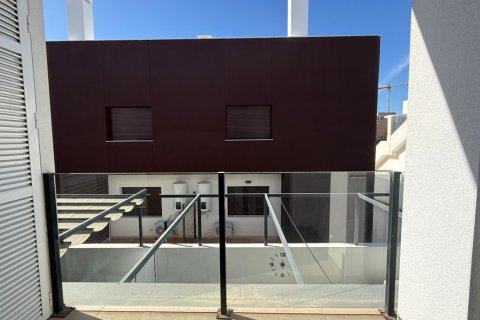 Apartment for sale Pilar de la Horadada, Alicante, Spain 2 bedrooms, 61 sq.m. No. 137675 - photo 17