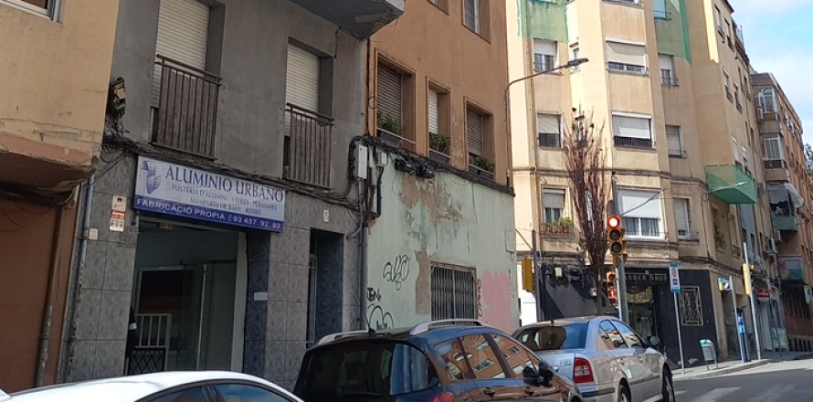 Apartament w L'Hospitalet de Llobregat, Barcelona, Hiszpania 4 sypialnie, 57 mkw. nr 191305