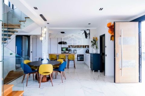 Villa in vendita a Adeje, Tenerife, Spagna 4 camere da letto, 306 mq. N° 140521 - foto 3