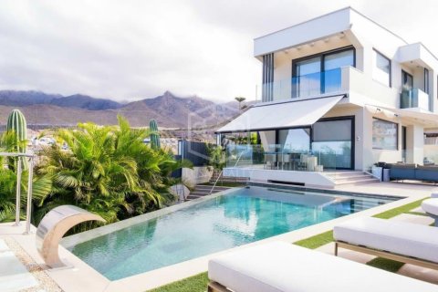 Villa in vendita a Adeje, Tenerife, Spagna 4 camere da letto, 306 mq. N° 140521 - foto 1