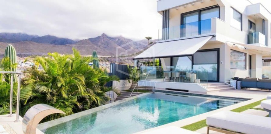 Villa a Adeje, Tenerife, Spagna 4 camere da letto, 306 mq. N° 140521