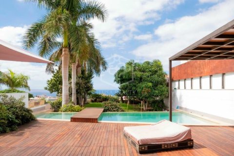 Villa in vendita a Adeje, Tenerife, Spagna 5 camere da letto, 550 mq. N° 140522 - foto 1