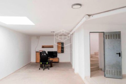 Villa in vendita a Adeje, Tenerife, Spagna 5 camere da letto, 550 mq. N° 140522 - foto 30