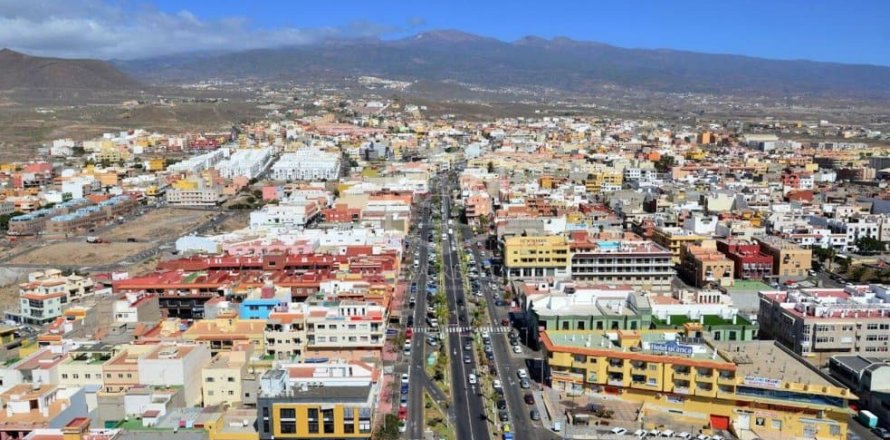 Land plot in Tenerife, Spain No. 140524