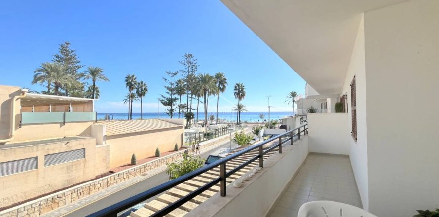 Apartment in Cala Millor, Mallorca, Spain 2 bedrooms, 74 sq.m. No. 140519