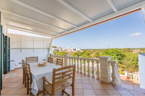 Kaupunkipientalo myytävänä Alaior, Menorca, Espanja, 5 makuuhuonetta, 327 m2 No. 140520 - kuva 5