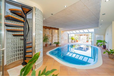 Kaupunkipientalo myytävänä Alaior, Menorca, Espanja, 5 makuuhuonetta, 327 m2 No. 140520 - kuva 1