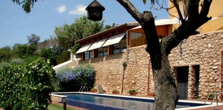 Lokal usługowy w Sant Pere de Ribes, Barcelona, Hiszpania 1009 mkw. nr 140914