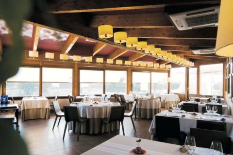 Lokal usługowy w Sant Pere de Ribes, Barcelona, Hiszpania 1009 mkw. nr 140914 – zdjęcie 4