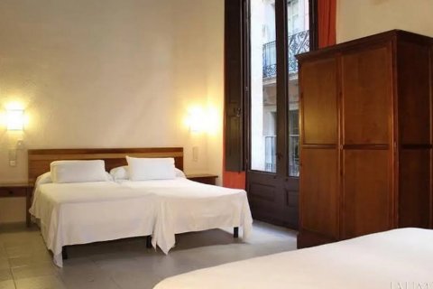 Lokal usługowy w Barcelona, Hiszpania 2002 mkw. nr 140912 – zdjęcie 6