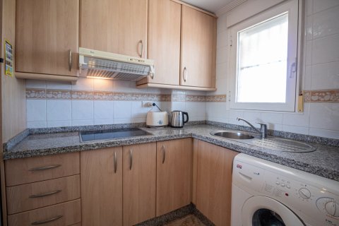 Apartamento en venta en La Zenia, Alicante, España 2 dormitorios,  No. 190136 - foto 9