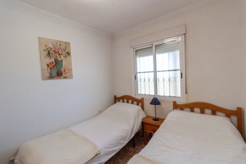 Apartamento en venta en La Zenia, Alicante, España 2 dormitorios,  No. 190136 - foto 11