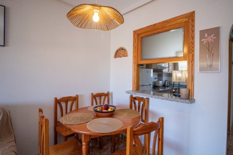 Apartamento en venta en La Zenia, Alicante, España 2 dormitorios,  No. 190136 - foto 8