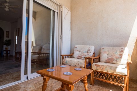 Apartamento en venta en La Zenia, Alicante, España 2 dormitorios,  No. 190136 - foto 17