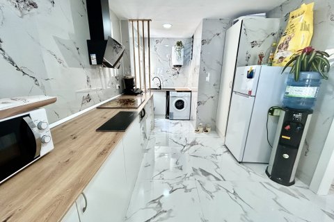 Apartment for sale in San Pedro del Pinatar, Murcia, Spain 3 bedrooms, 127 sq.m. No. 190137 - photo 9