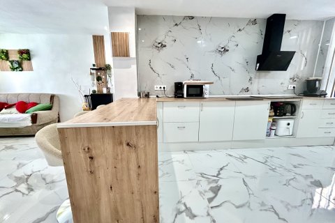 Apartment for sale in San Pedro del Pinatar, Murcia, Spain 3 bedrooms, 127 sq.m. No. 190137 - photo 6