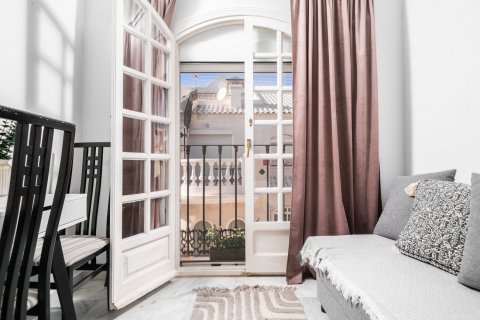 Apartamento en venta en Torrevieja, Alicante, España 2 dormitorios, 72 m2 No. 190133 - foto 27