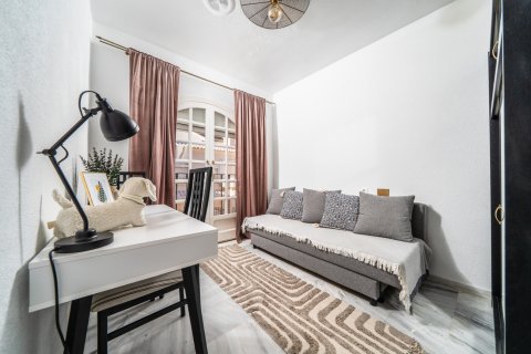 Apartamento en venta en Torrevieja, Alicante, España 2 dormitorios, 72 m2 No. 190133 - foto 5