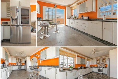 Huvila myytävänä Callao Salvaje, Tenerife, Espanja, 3 makuuhuonetta, 250 m2 No. 195201 - kuva 16