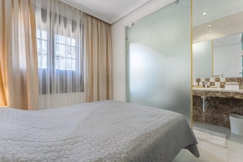 Duplex for sale in Tenerife, Spain 3 bedrooms, 130 sq.m. No. 195199 - photo 20
