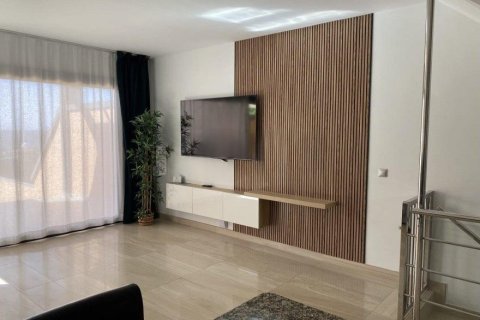 Duplex for sale in Tenerife, Spain 3 bedrooms, 130 sq.m. No. 195199 - photo 15