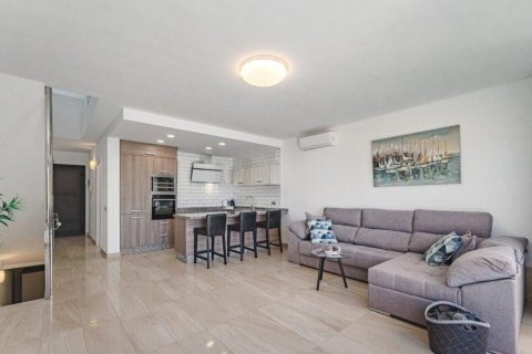 Duplex for sale in Tenerife, Spain 3 bedrooms, 130 sq.m. No. 195199 - photo 17