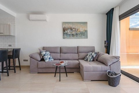 Duplex for sale in Tenerife, Spain 3 bedrooms, 130 sq.m. No. 195199 - photo 12