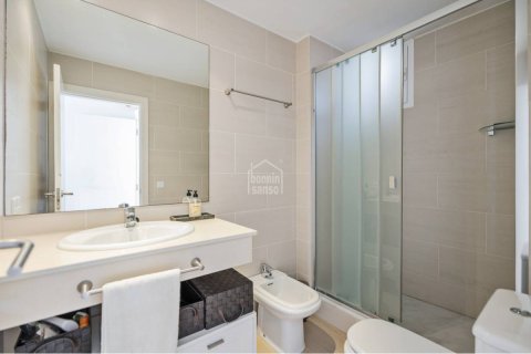 Apartment for sale in Es Mercadal, Menorca, Spain 4 bedrooms, 121 sq.m. No. 195198 - photo 8