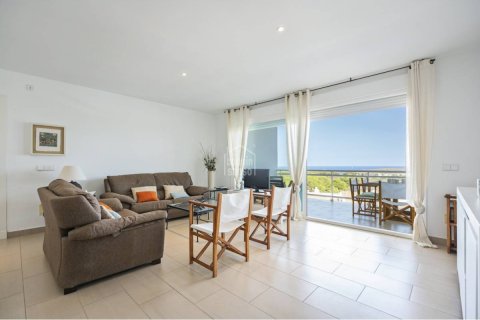 Apartment for sale in Es Mercadal, Menorca, Spain 4 bedrooms, 121 sq.m. No. 195198 - photo 4