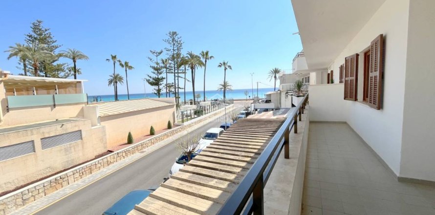 Apartment in Cala Millor, Mallorca, Spain 2 bedrooms, 74 sq.m. No. 195196