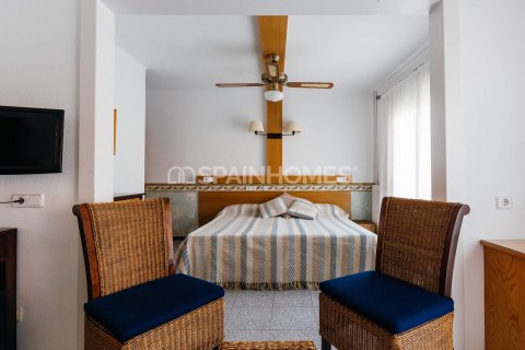 Lokal usługowy w Malgrat de Mar, Barcelona, Hiszpania 24 sypialnie, 1100 mkw. nr 167919 – zdjęcie 3