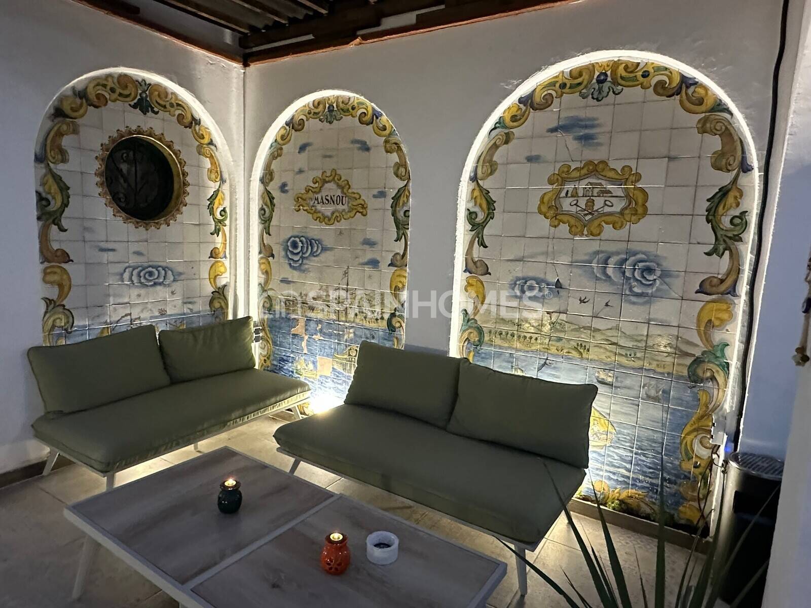 Commercial property à El Masnou, Barcelona, Espagne 20 chambres, 676 m2 No. 167918