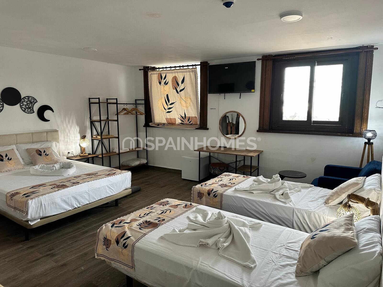 Commercial property à El Masnou, Barcelona, Espagne 20 chambres, 676 m2 No. 167918