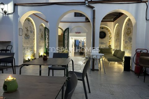 Kommersiell fastighet till salu i El Masnou, Barcelona, Spanien 20 sovrum, 676 kvm. Nr. 167918 - foto 9